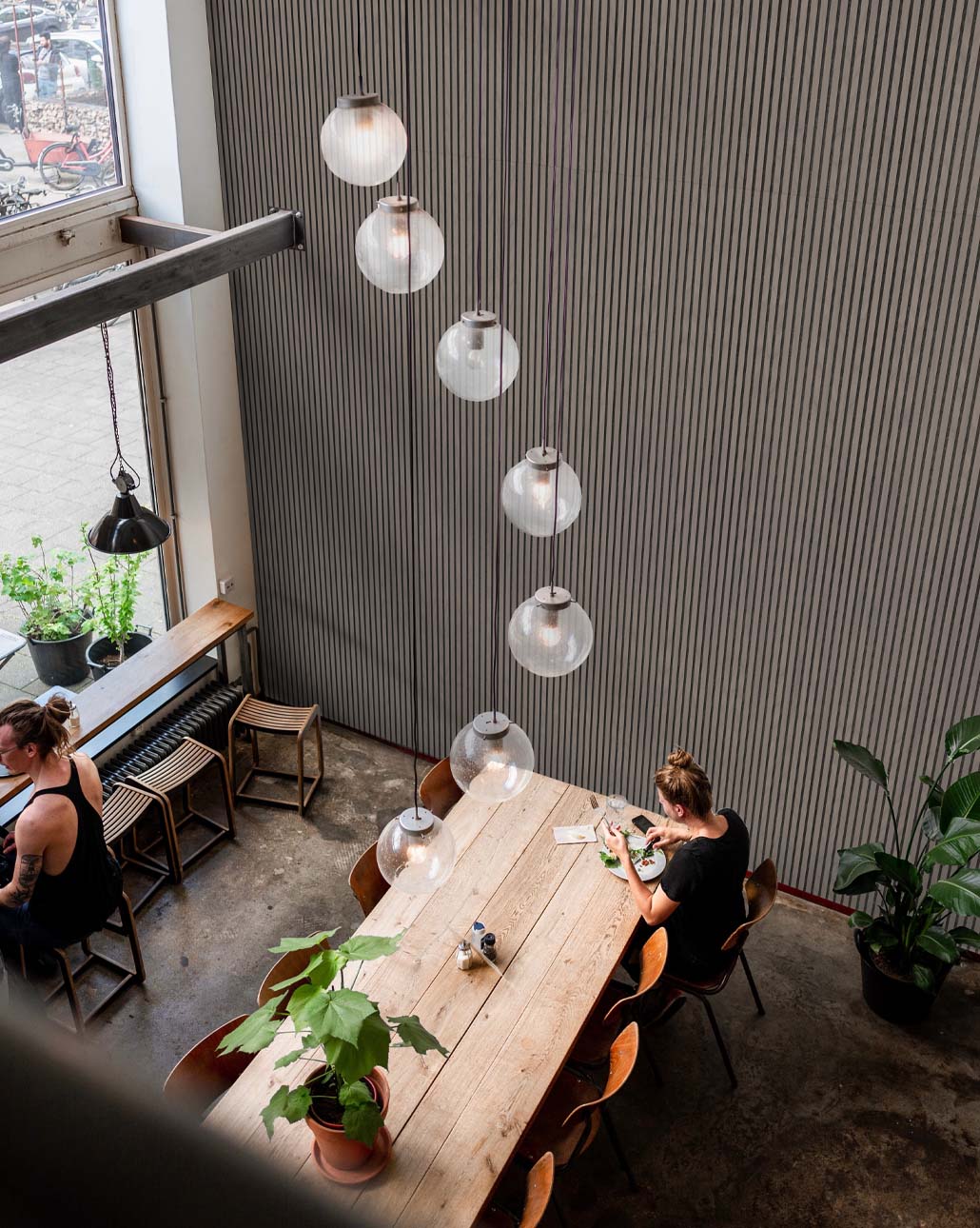 Lamellow+ Wall Installation - Image 2