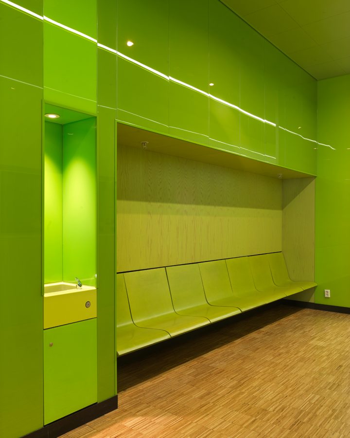 Painted and Colourful Wood Veneer in Mall Gustafs Scandinavia