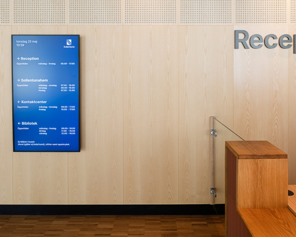 Ash panels by reception