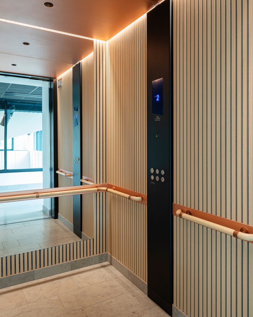 Lamellow+ in elevator