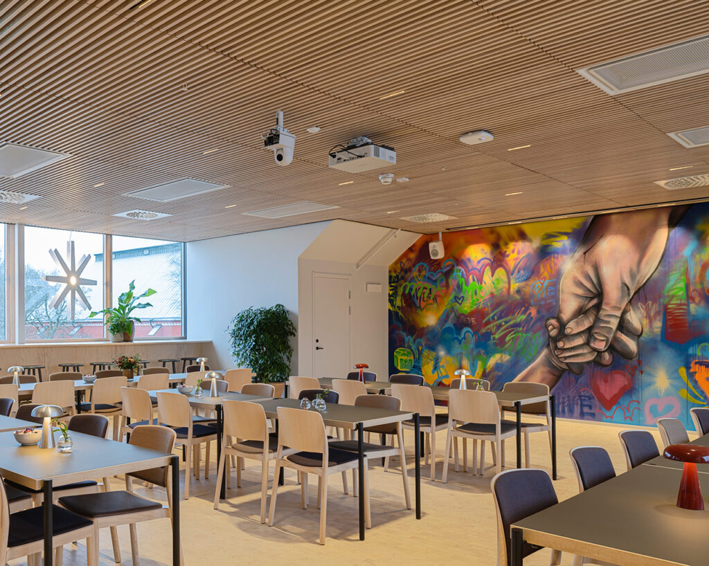 tables and mural rib ceiling