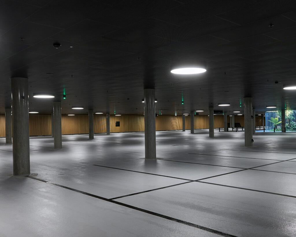 Operaparken garage with ribs